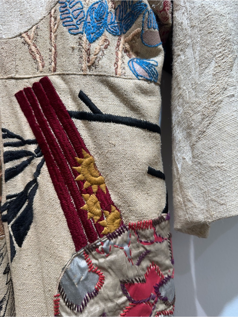 Unique Dries Van Noten Embroidered Beige Kimono Coat - Picture 14 of 15